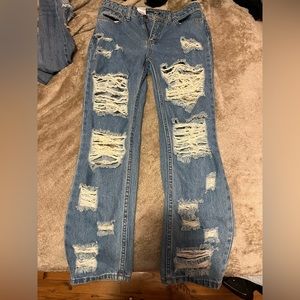 fashionova distressed jeans
